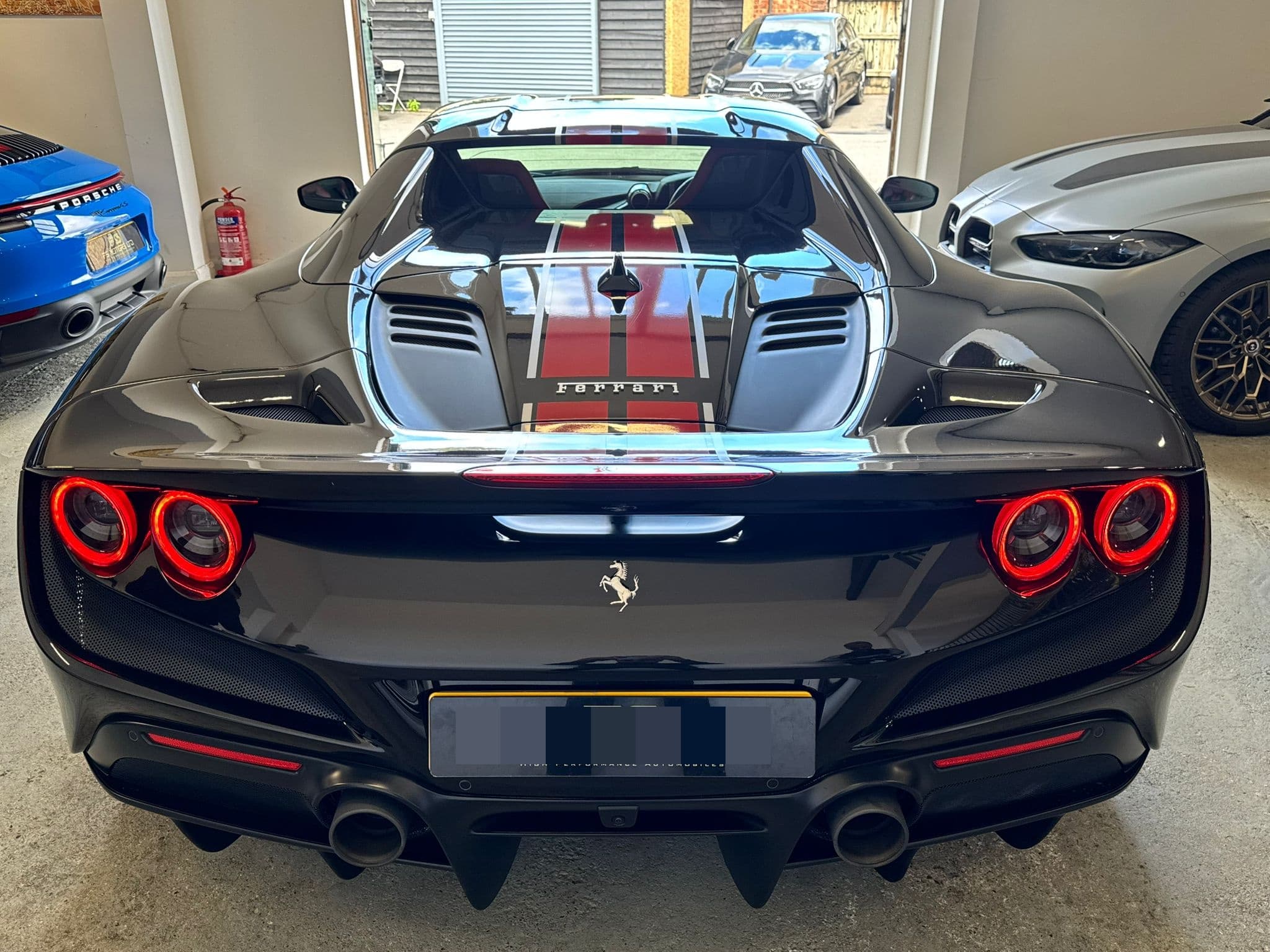 2022 Ferrari F8 Spider — photo 4 of 15