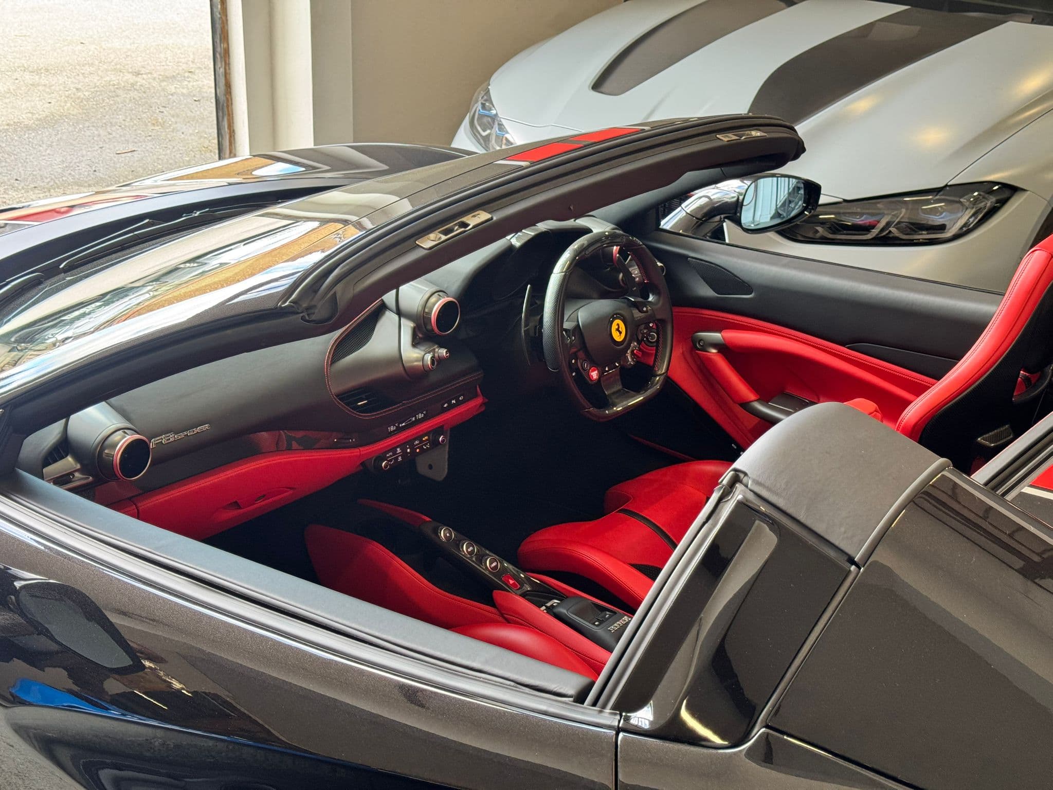 2022 Ferrari F8 Spider — photo 10 of 15