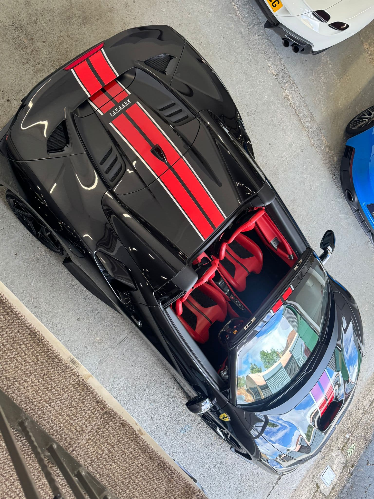2022 Ferrari F8 Spider — photo 11 of 15